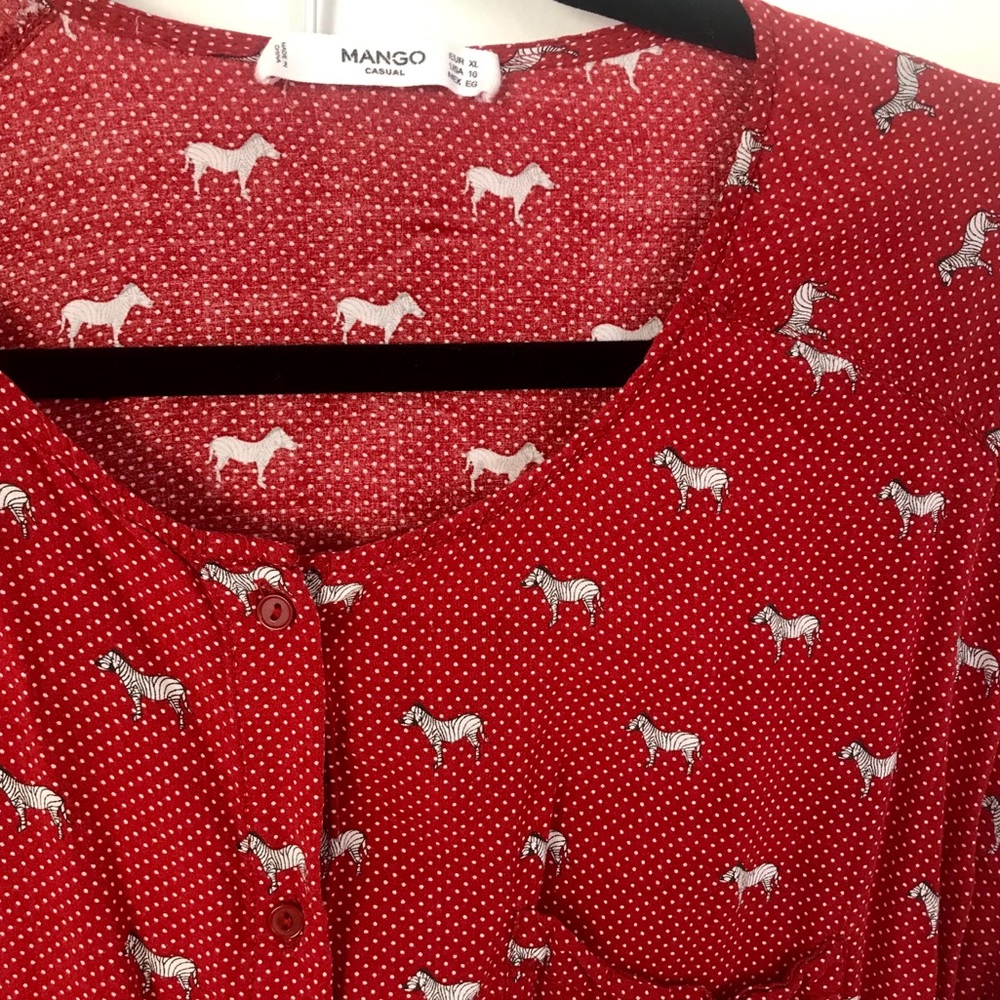 ‼️must go by 05/26‼️Mango zebra blouse